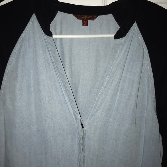 Long sleeve top - Picture 2 of 3